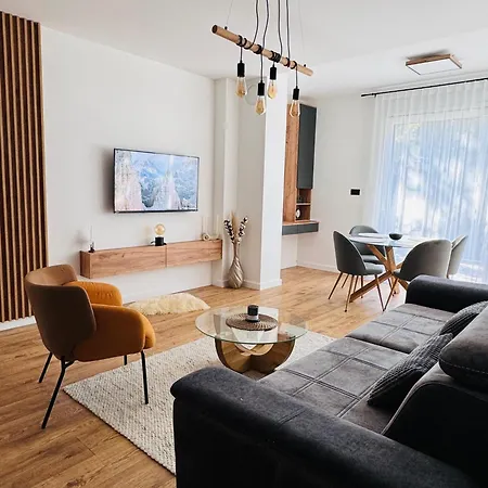 Harmony Peak Apartment *